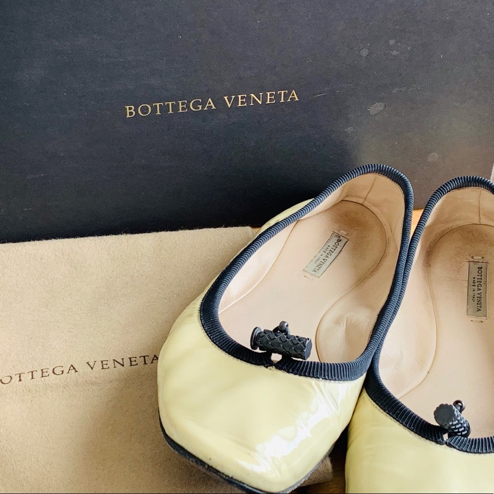 Bottega Veneta Drawstring Flats